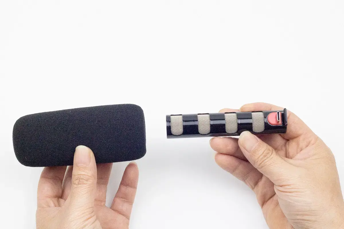 How to Connect Your Mobile Phones with External Microphones?